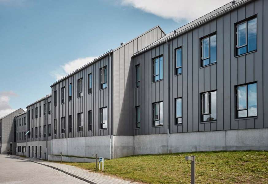Demensplejehjem beklædt og beskyttet med stål. Glemmer du?, DemensCentrum Aarhus – Skovvang, Skovvangsvej 97-99, 8200 Aarhus